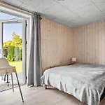 Ferienhaus 1 Bedroom Gorgeous In