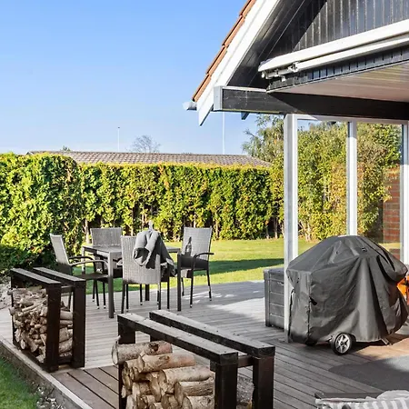 1 Bedroom Gorgeous In Bogense